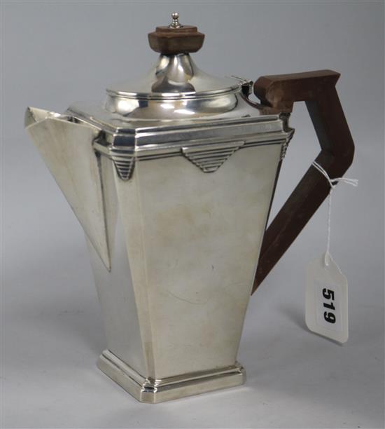 An Art Deco silver hot water jug, Birmingham 1933, William Neale & Son Ltd, 18.6oz gross h. 21.5cm